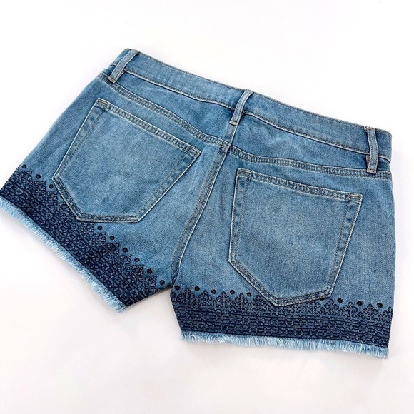 Loft Frayed Denim Cut Off Shorts Embroidery Size 26/2 - Picture 6 of 12